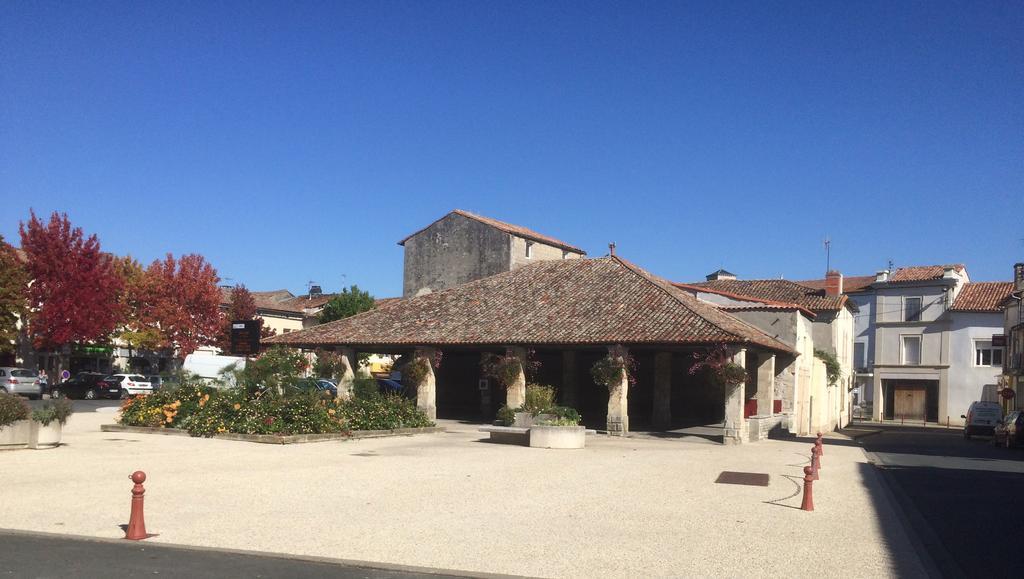 La Petite Maison Crezieres Kültér fotó